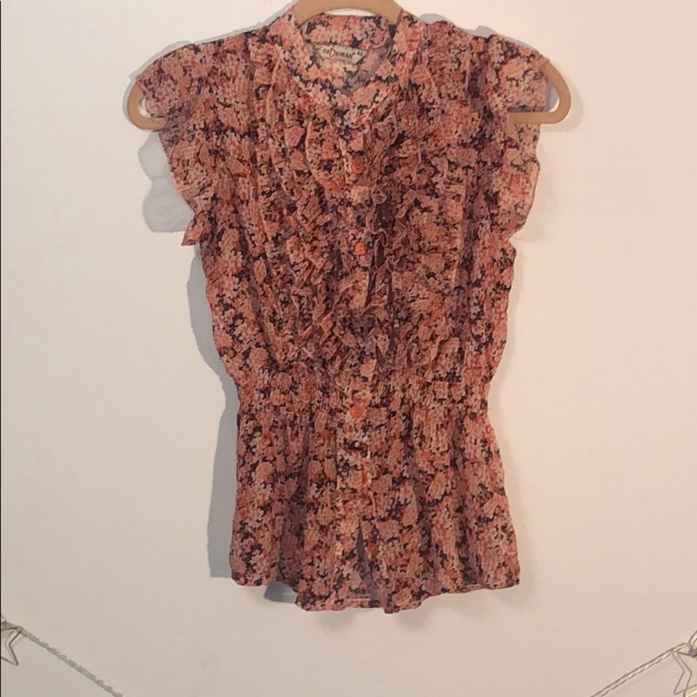 Floral peachy top